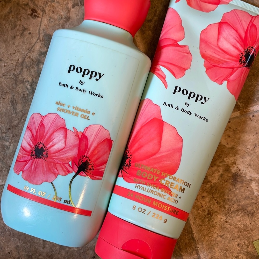 Poppy shower gel and body cream